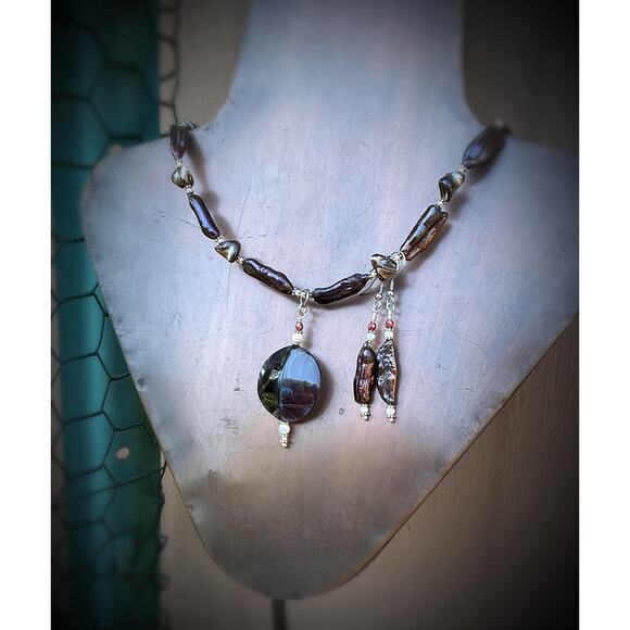 Hand Crafted Red Pearl Sticks Shell Jewelry Set - Picture 4 of 11